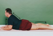 this-15-second-stretch-is-the-mobility-move-your-back-has-been-aching-for