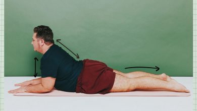 this-15-second-stretch-is-the-mobility-move-your-back-has-been-aching-for